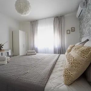https://silver-room.hotelinzadar.com